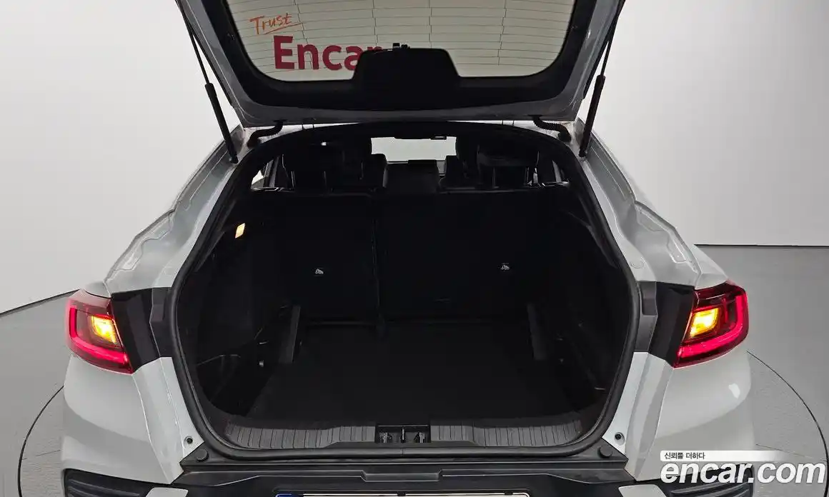 Renault XM3 2024 1.6 Автомат в Москве № 221112, фото 1