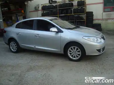 Renault SM3 2010 1.6 Автомат в Москве № 227358, миниатюра 2