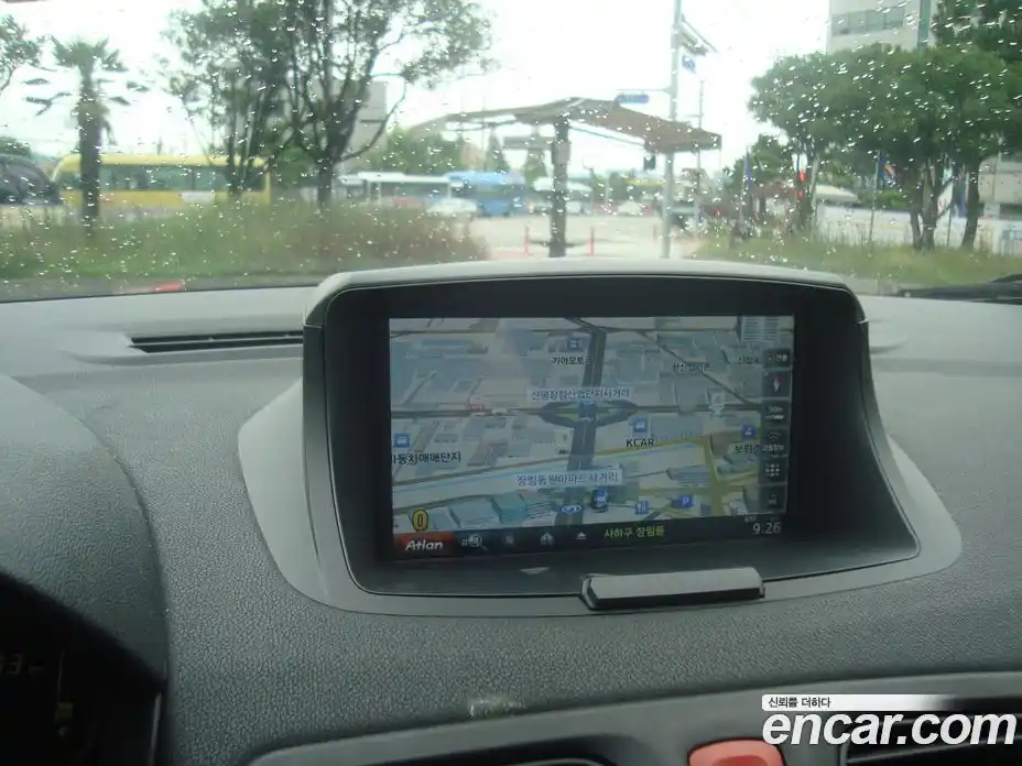 Renault SM3 2010 1.6 Автомат в Москве № 227358, фото 7