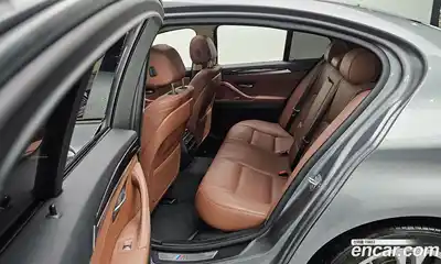 BMW 5-Series 2016 2.0 Автомат в Москве № 229255, миниатюра 2