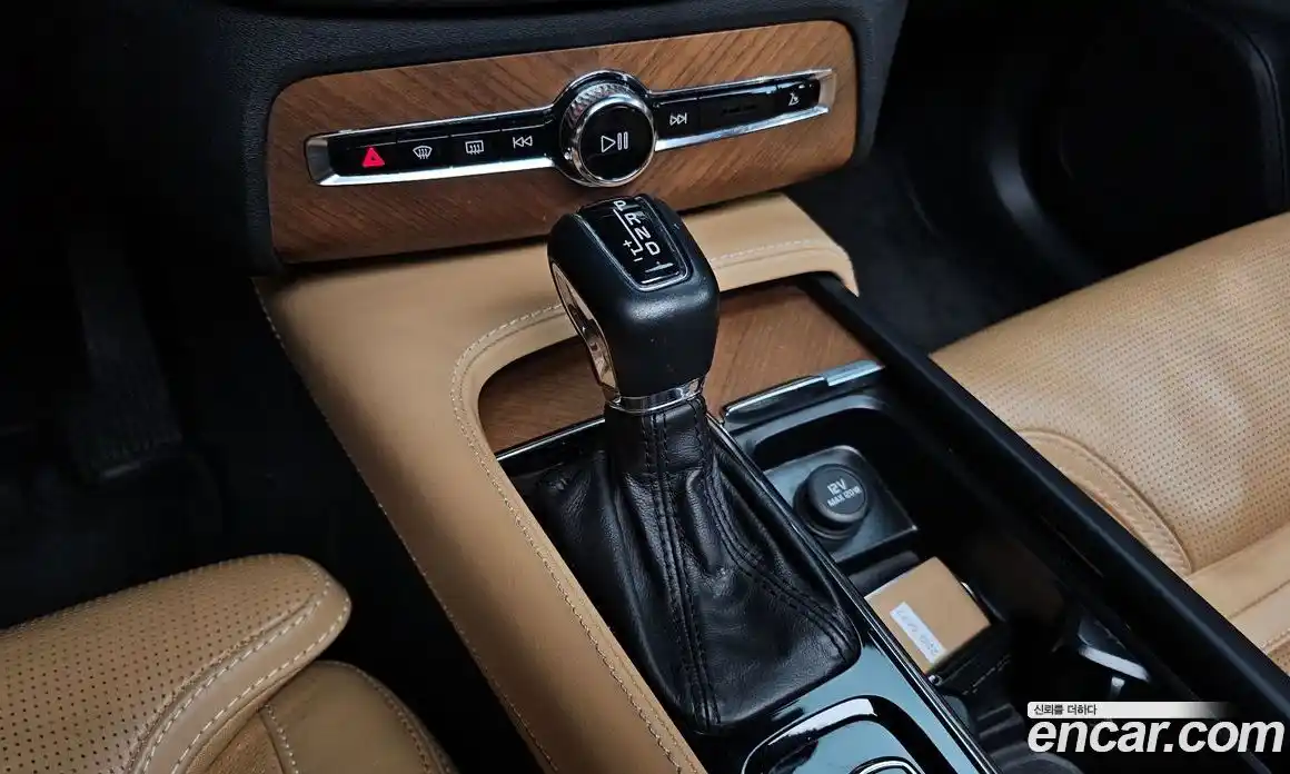 Volvo XC90 2019 2.0 Автомат в Москве № 230581, фото 9