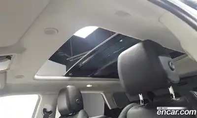 Land Rover Range-Rover Evoque 2024 2.0 Автомат в Москве № 231219, миниатюра 2