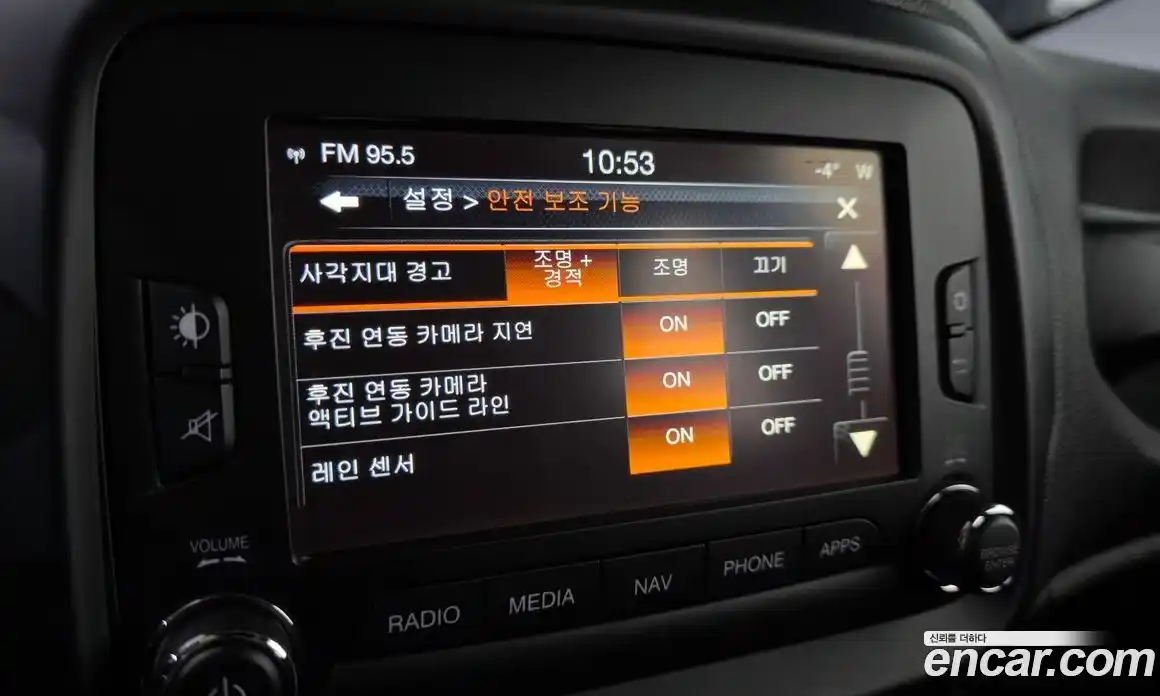 Jeep Renegade 2017 2.0 Автомат в Москве № 232468, фото 18