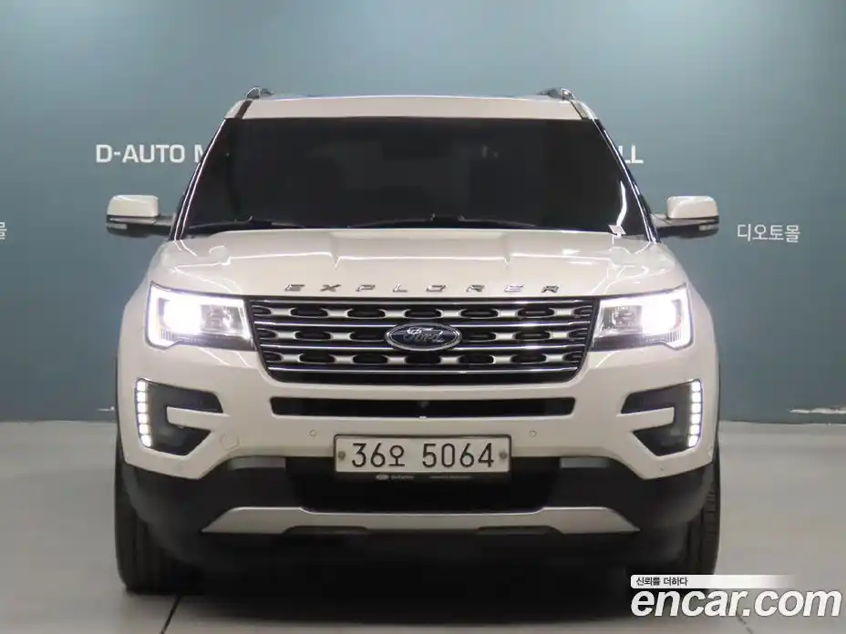 Ford Explorer 2016 2.3 Автомат в Москве № 255600, фото 2