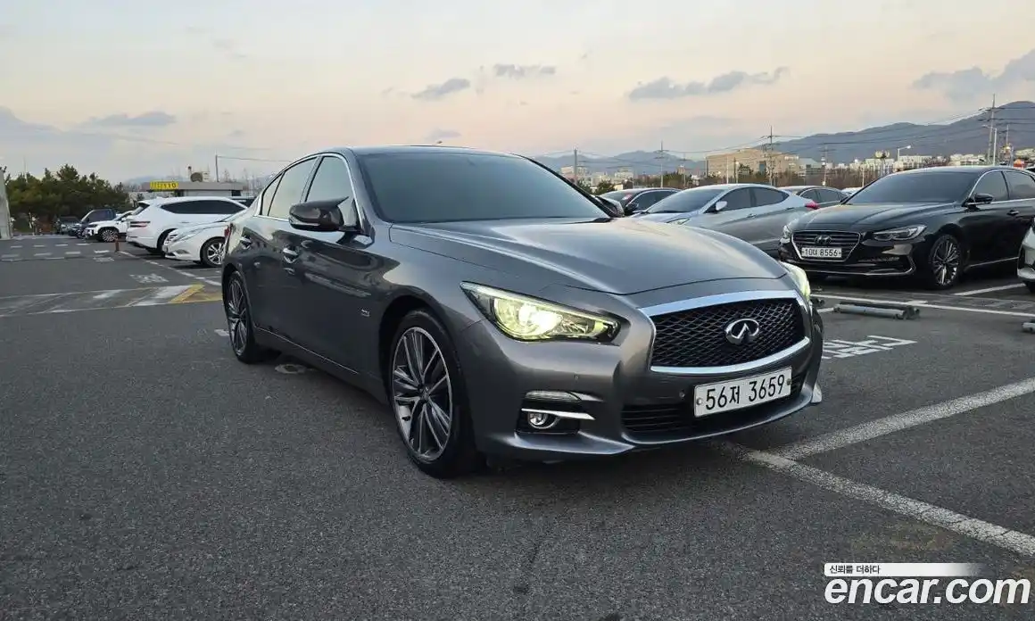 Infiniti Q50 2014 2.1 Автомат в Москве № 256203, фото 18