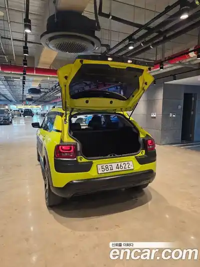 Citroen C4 Cactus 2017 1.6 Автомат в Москве № 256997, миниатюра 7