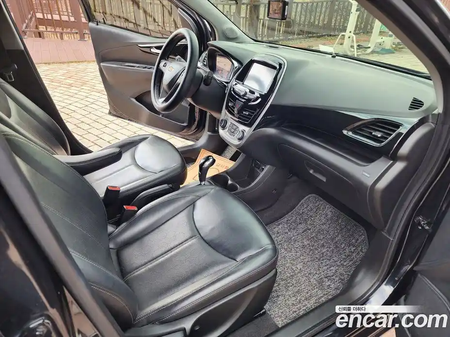 Chevrolet Spark 2016 1.0 Автомат в Москве № 263557, фото 14