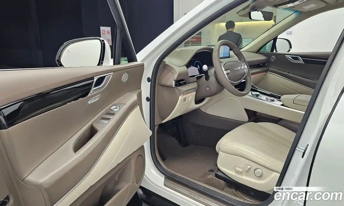 Genesis GV80 2023 2.5 Автомат в Москве № 26559, фото 13