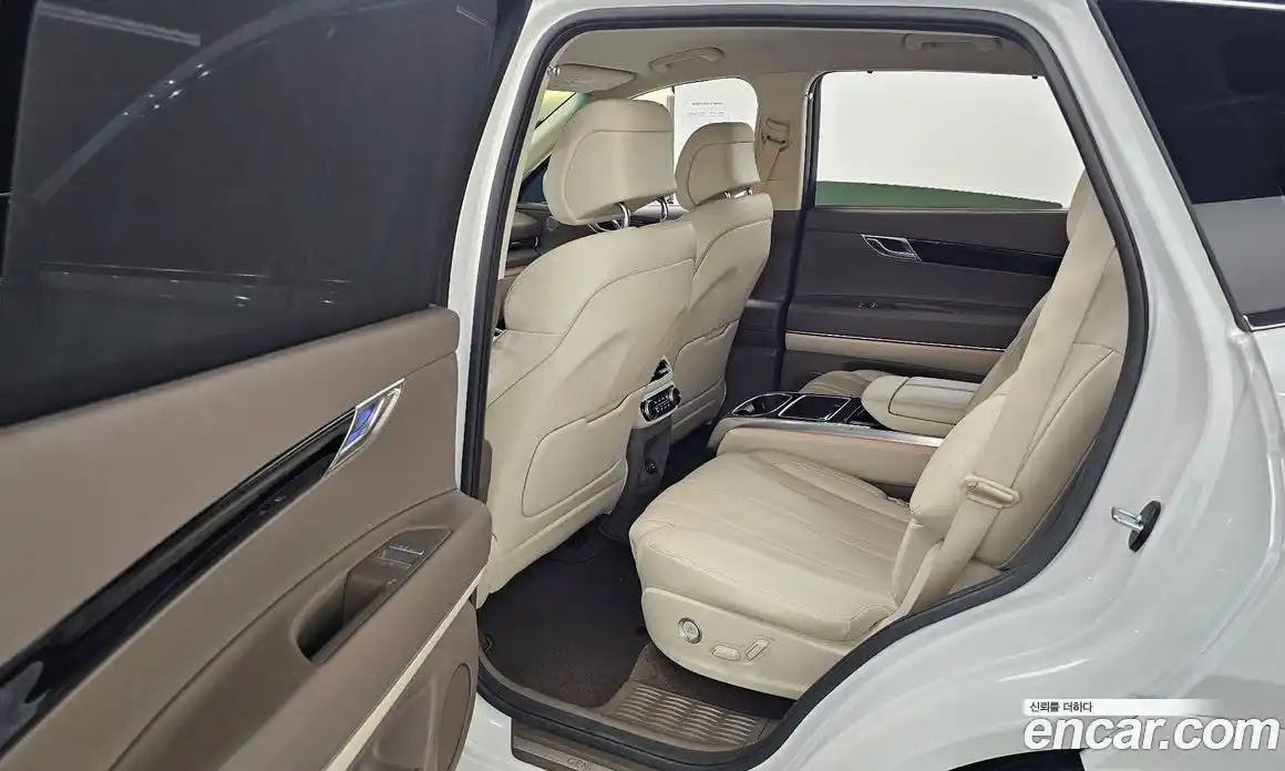 Genesis GV80 2023 2.5 Автомат в Москве № 26559, фото 14