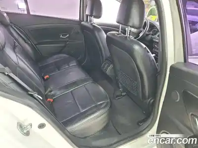 Renault SM3 2011 1.6 Автомат в Москве № 277788, миниатюра 11