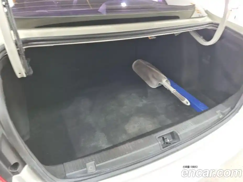 Renault SM3 2011 1.6 Автомат в Москве № 277788, фото 20