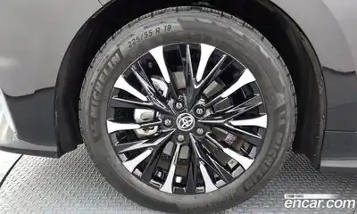 Toyota Alphard 2024 2.5 Автомат в Москве № 279214, миниатюра 2