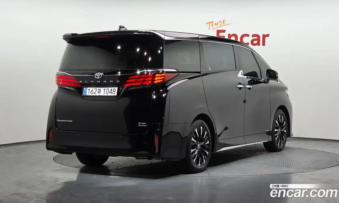 Toyota Alphard 2024 2.5 Автомат в Москве № 279214, фото 4