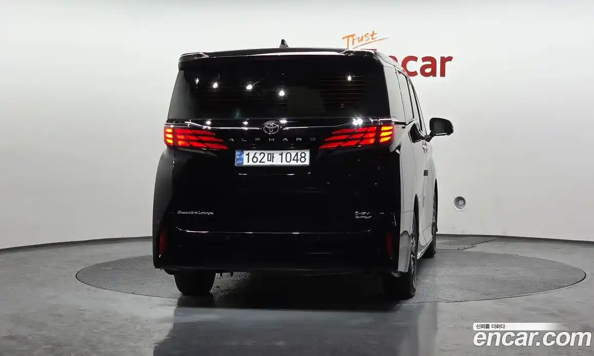 Toyota Alphard 2024 2.5 Автомат в Москве № 279214, фото 9