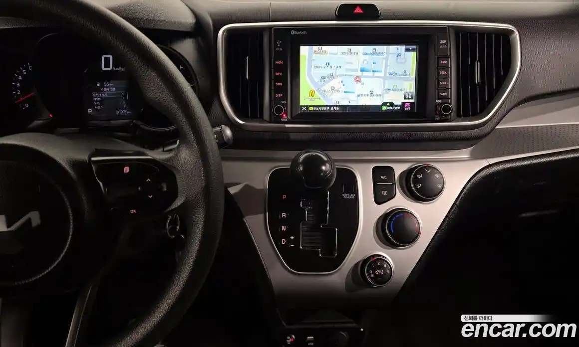 Kia Ray 2022 1.0 Автомат в Москве № 287583, фото 13