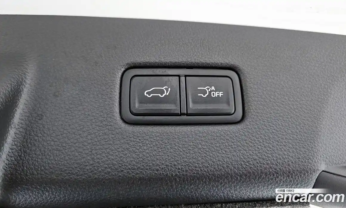 Kia Canival 2023 3.5 Автомат в Москве № 287776, фото 19