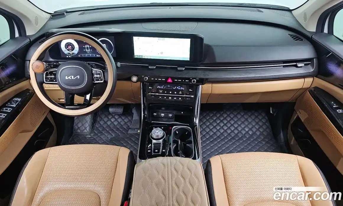 Kia Canival 2023 3.5 Автомат в Москве № 287776, фото 7