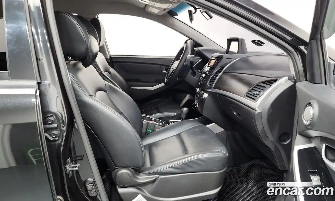 SsangYong Korando 2014 2.0 Автомат в Москве № 291123, фото 13