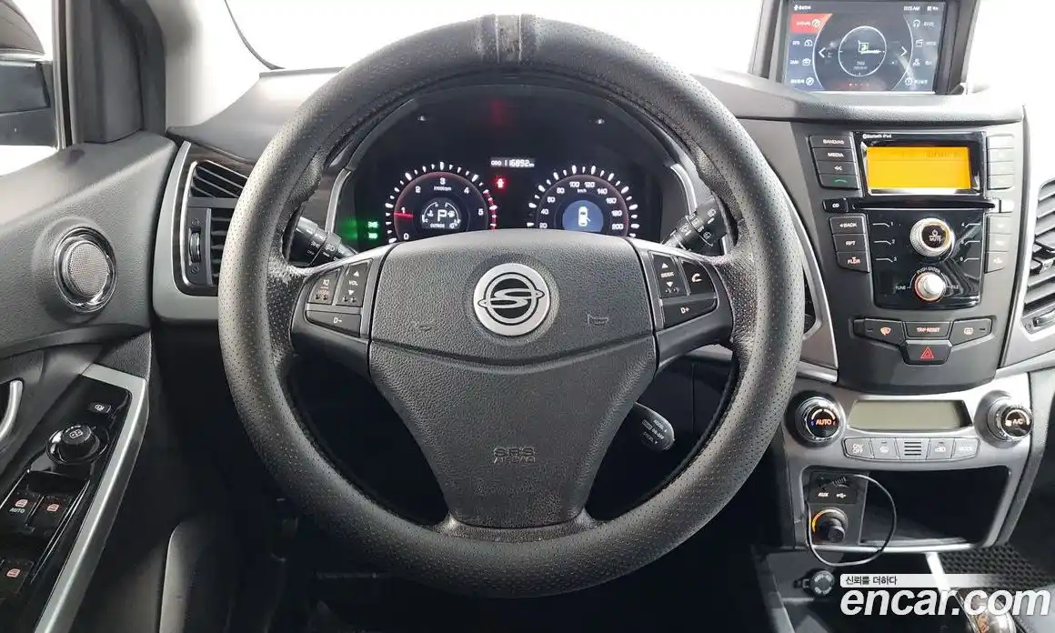 SsangYong Korando 2014 2.0 Автомат в Москве № 291123, фото 15