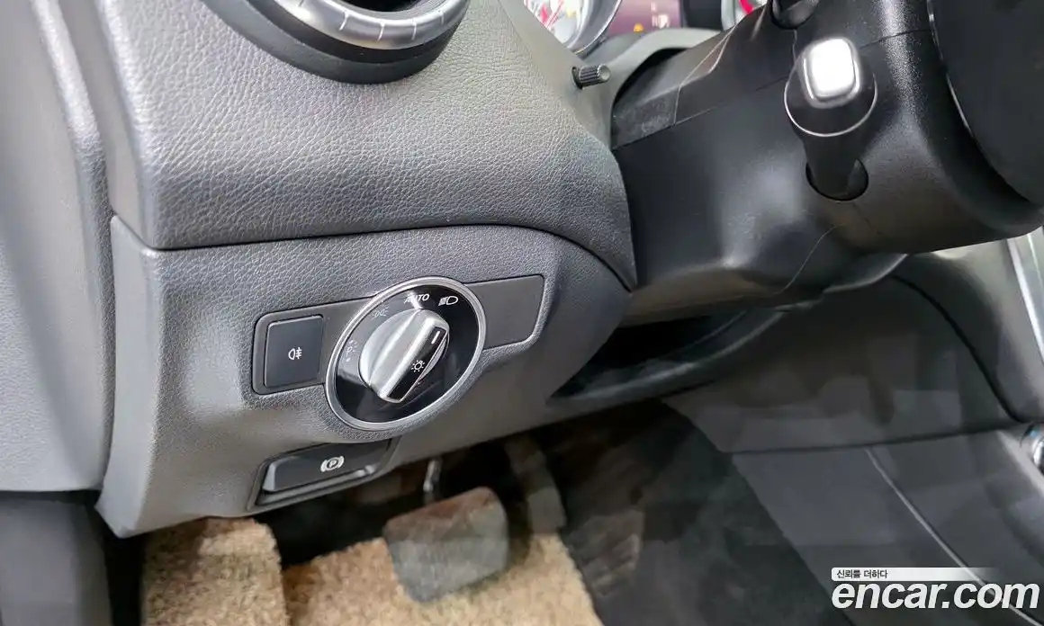 Mercedes-Benz CLA-Class 2015 2.1 Автомат в Москве № 292643, фото 16