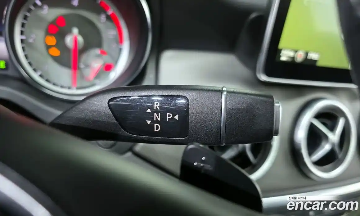 Mercedes-Benz CLA-Class 2015 2.1 Автомат в Москве № 292643, фото 7