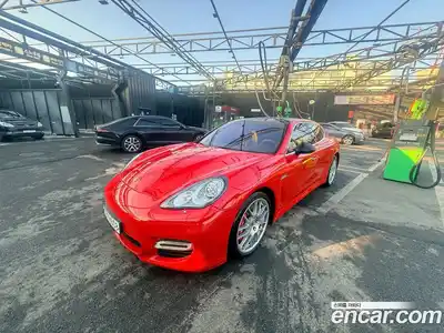 Porsche Panamera, 2010