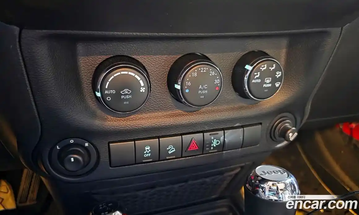 Jeep Wrangler 2016 3.6 Автомат в Москве № 302396, фото 18