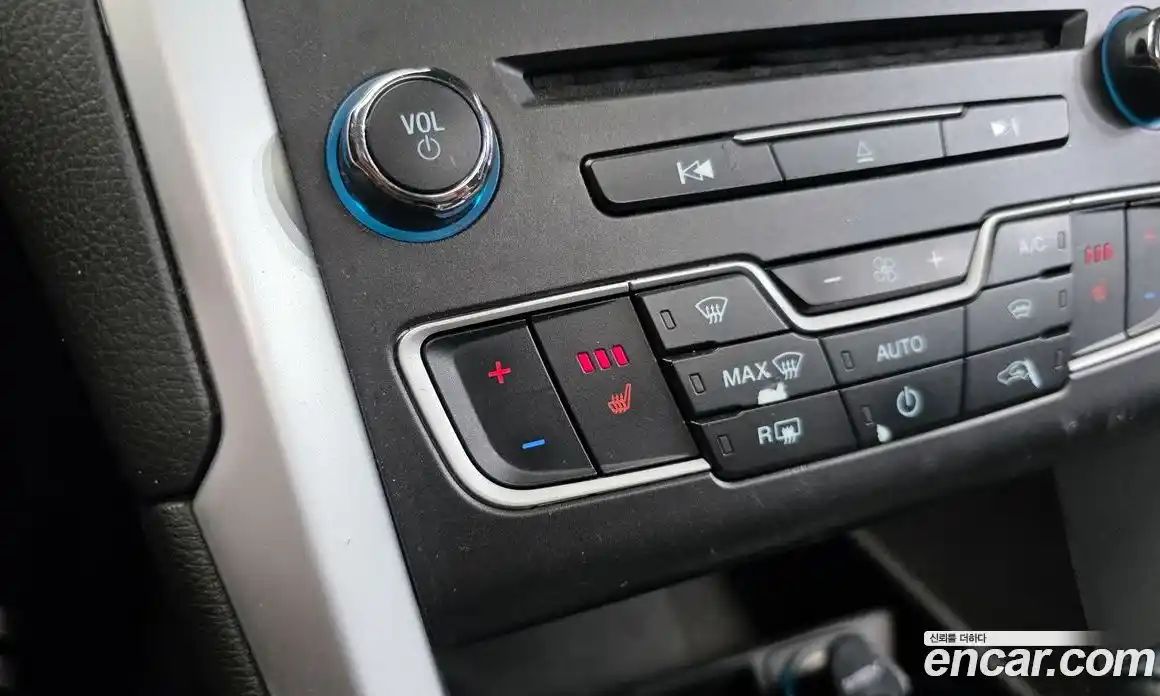 Ford Mondeo 2016 2.0 Автомат в Москве № 303693, фото 13