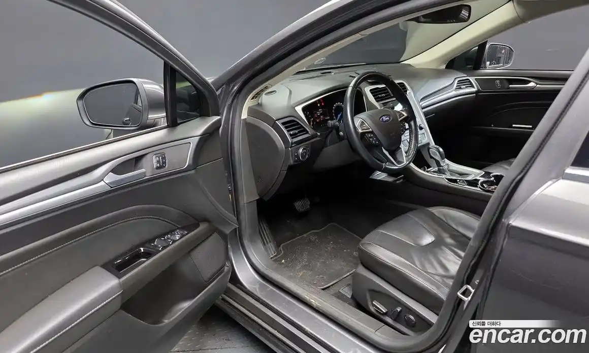 Ford Mondeo 2016 2.0 Автомат в Москве № 303693, фото 5