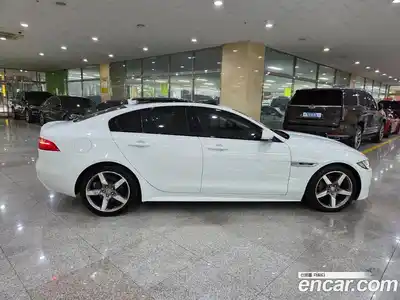 Jaguar XE 2019 2.0 Автомат в Москве № 305191, миниатюра 5