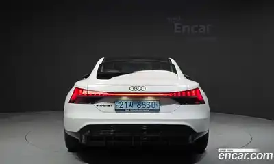 Audi e-tron GT 2022 0.1 Автомат в Москве № 312125, миниатюра 8