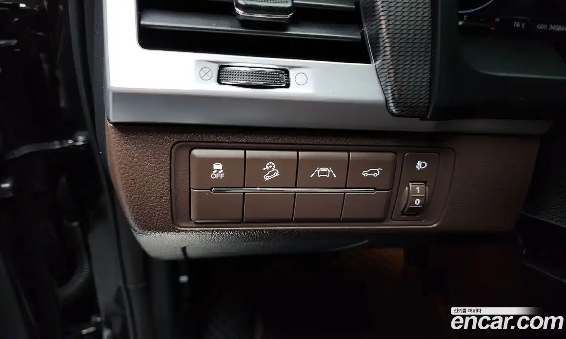 SsangYong Rexton 2023 2.2 Автомат в Москве № 31774, фото 11