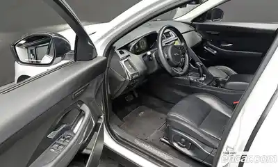 Jaguar E-Pace 2018 2.0 Автомат в Москве № 335820, миниатюра 12