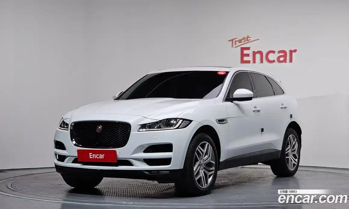 Jaguar F-Pace 2017 2.0 Автомат в Москве № 335831, фото 4