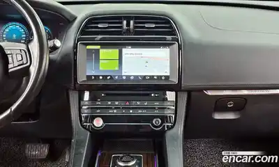 Jaguar F-Pace 2017 2.0 Автомат в Москве № 335831, миниатюра 10