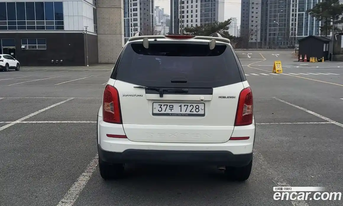 SsangYong Rexton 2013 2.0 Автомат в Москве № 34207, фото 2