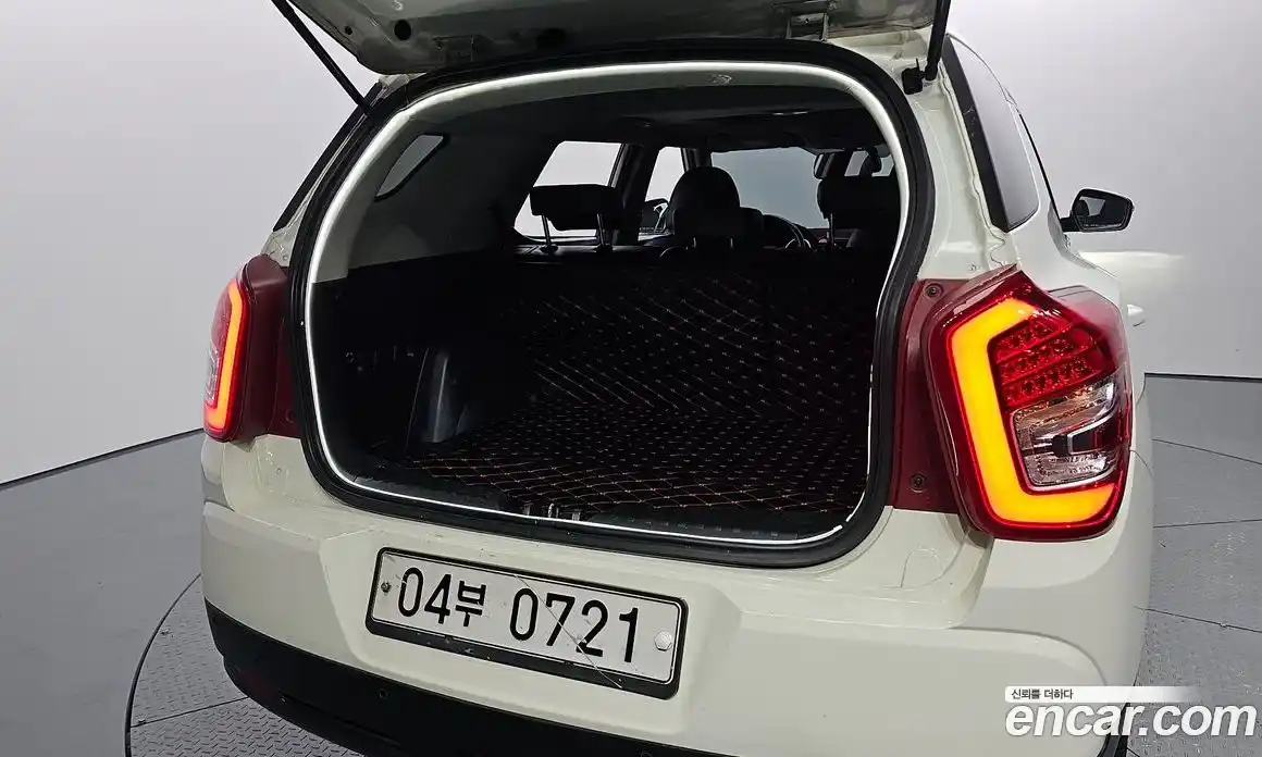 SsangYong TIBOLI 2016 1.6 Автомат в Москве № 34408, фото 12