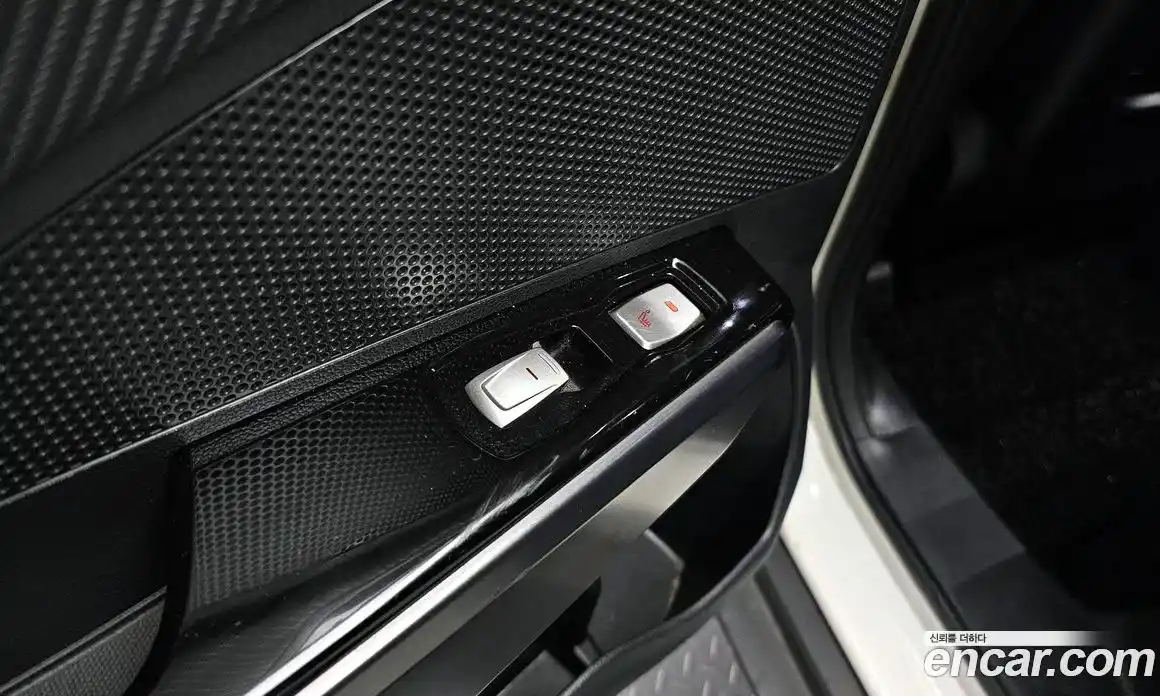 SsangYong TIBOLI 2016 1.6 Автомат в Москве № 34408, фото 20