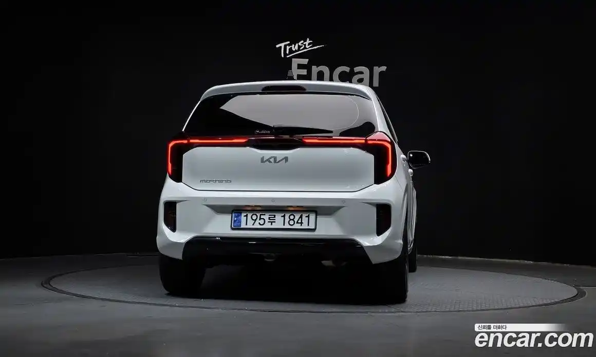 Kia Morning 2025 1.0 Автомат в Москве № 360208, фото 4