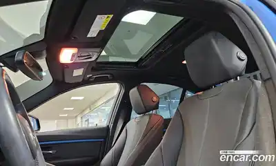 BMW 3-Series 2018 2.0 Автомат в Москве № 361794, миниатюра 12