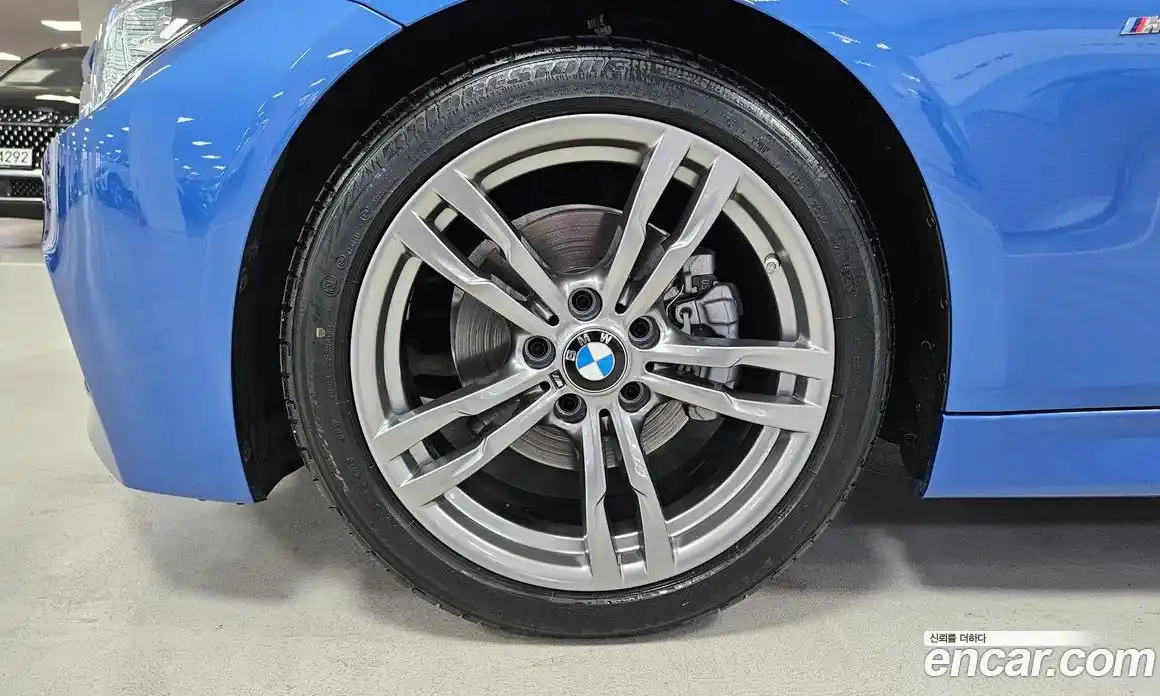 BMW 3-Series 2018 2.0 Автомат в Москве № 361794, фото 5