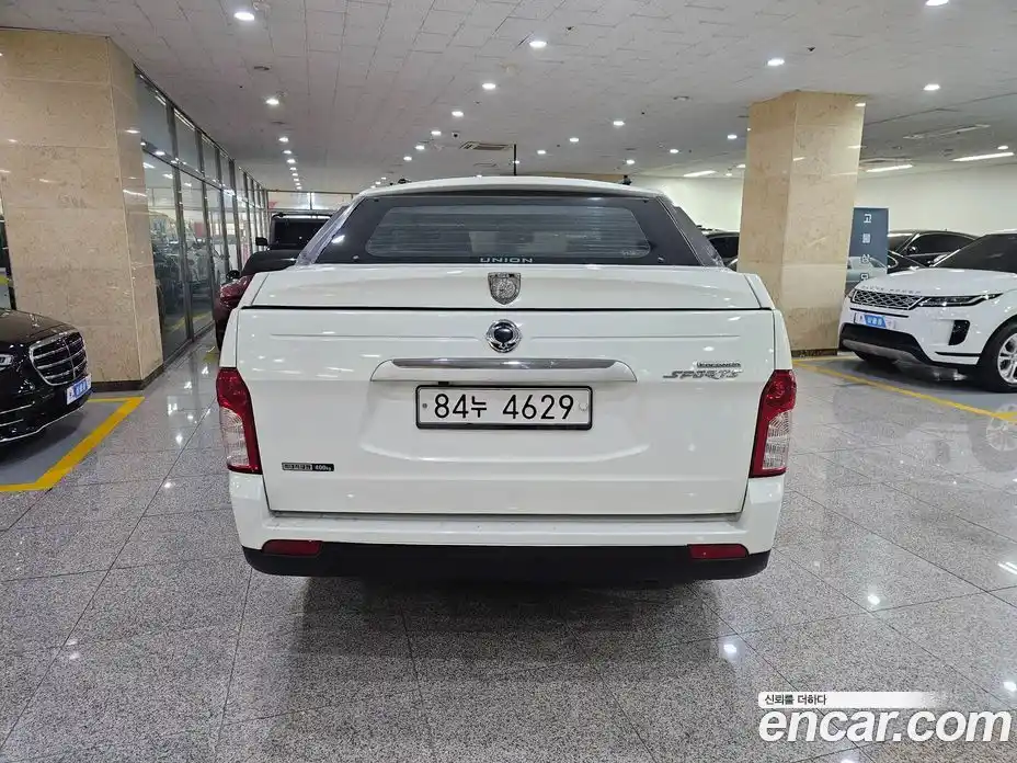 SsangYong Korando 2015 2.0 Автомат в Москве № 36425, фото 4
