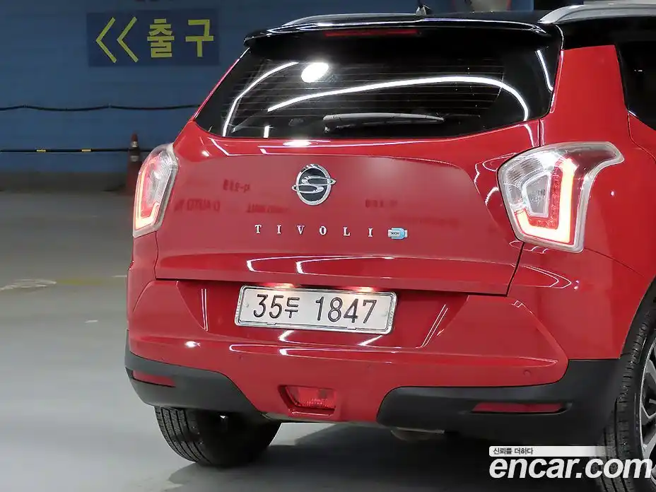 SsangYong TIBOLI 2016 1.6 Автомат в Москве № 369879, фото 3