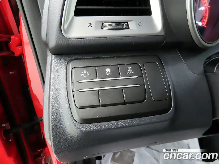 SsangYong TIBOLI 2016 1.6 Автомат в Москве № 369879, фото 9