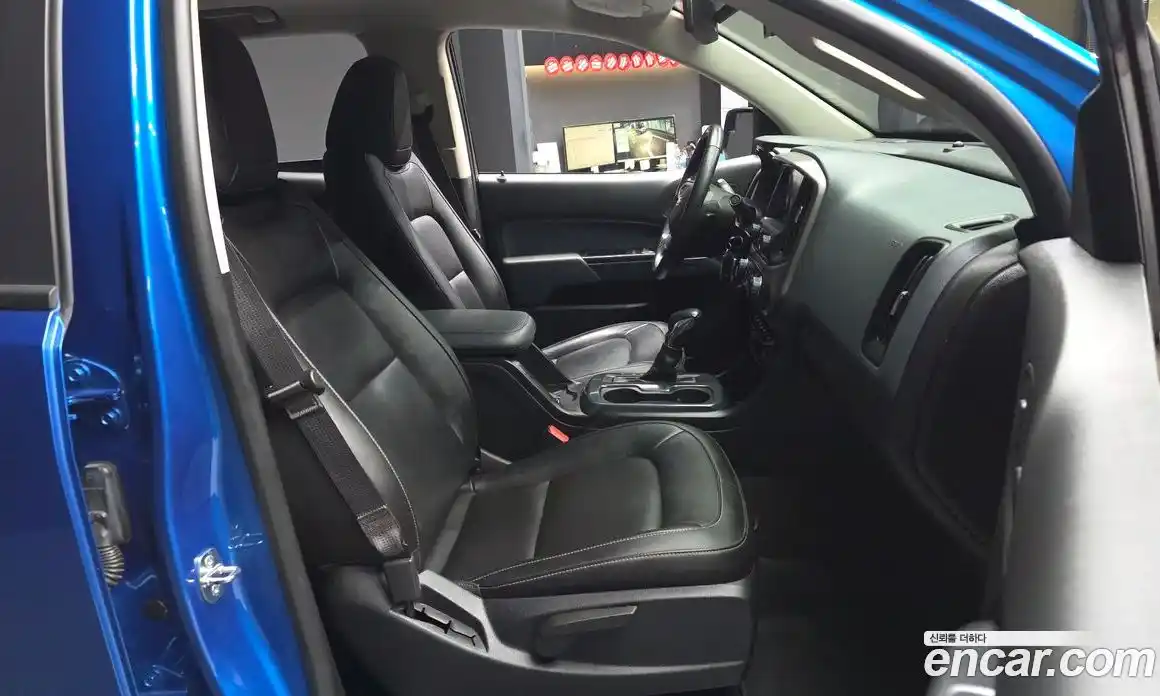 Chevrolet Colorado 2022 3.6 Автомат в Москве № 370355, фото 11