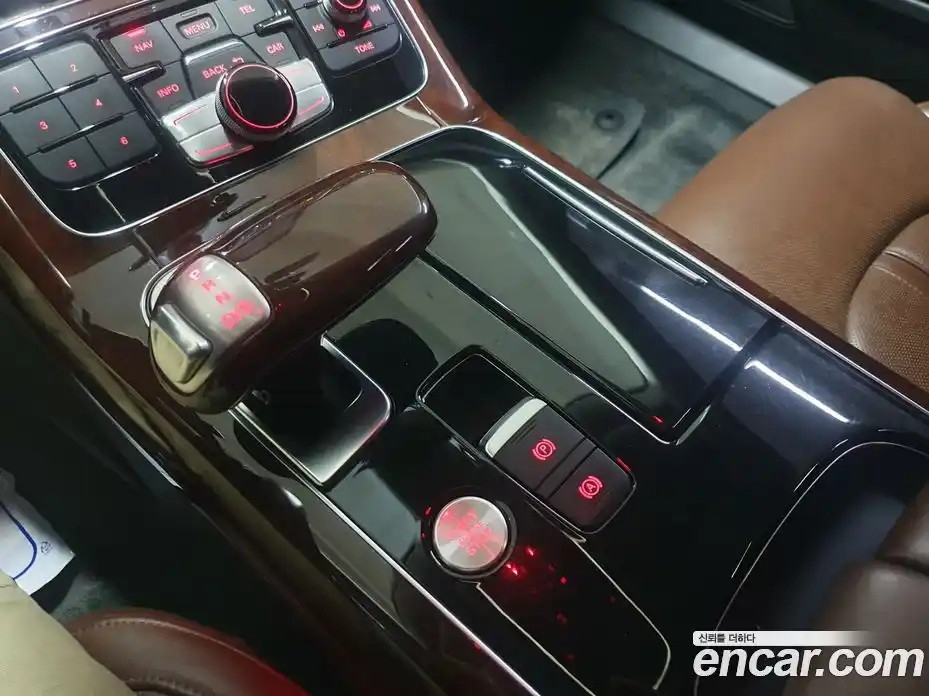 Audi A8 2011 4.2 Автомат в Москве № 373602, фото 14