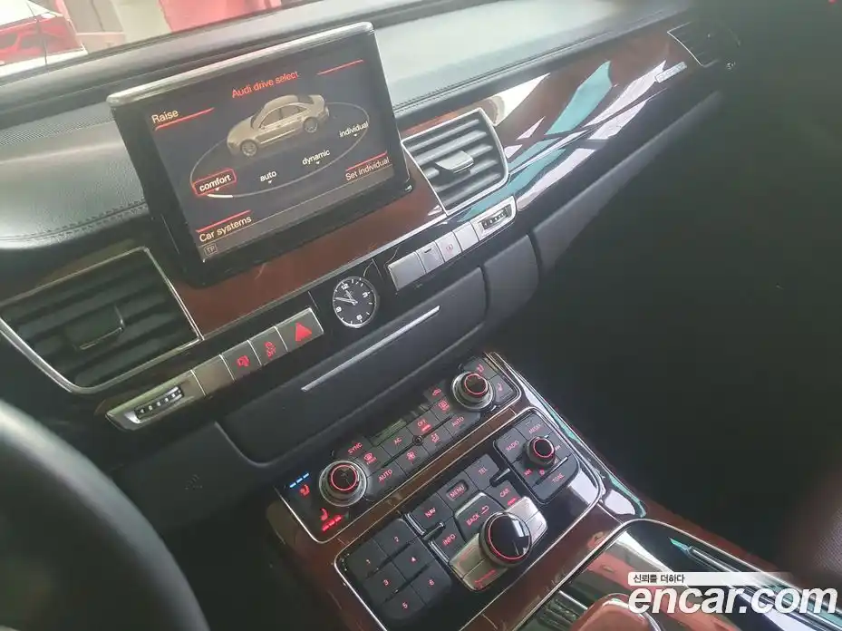 Audi A8 2011 4.2 Автомат в Москве № 373602, фото 6