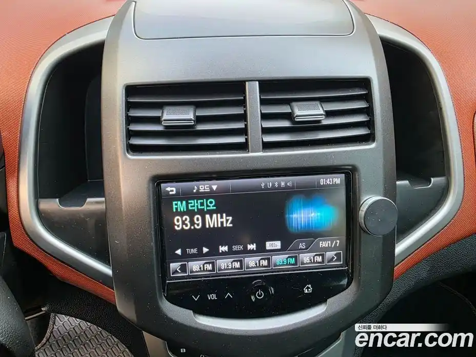 Chevrolet Aveo 2014 1.6 Автомат в Москве № 37381, фото 14