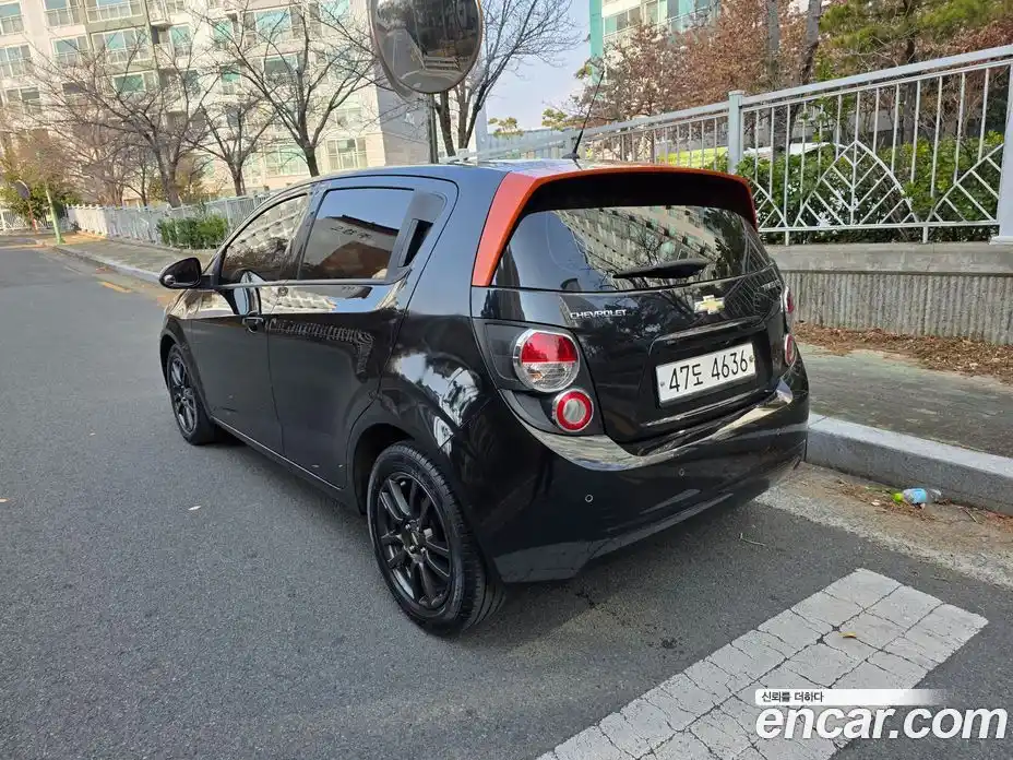 Chevrolet Aveo 2014 1.6 Автомат в Москве № 37381, фото 6