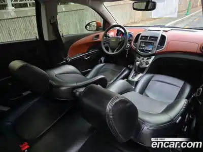Chevrolet Aveo 2014 1.6 Автомат в Москве № 37381, миниатюра 10